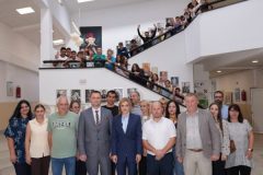 IMG-9b8a4970341c6c8dad4736b29d3c40d0-V-768x1024